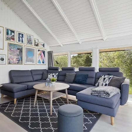 Julie - 1-5km From The Sea By Interhome Holiday home