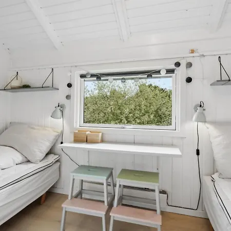 Holiday home Julie - 1-5km From The Sea By Interhome