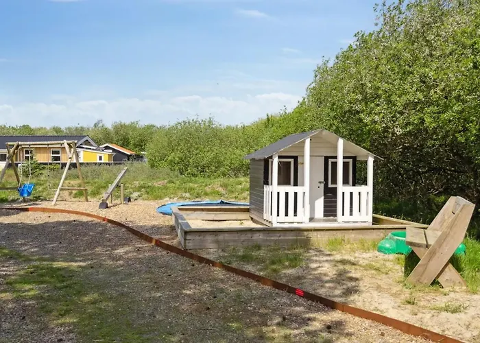 Holiday home Julie - 1-5km From The Sea By Interhome